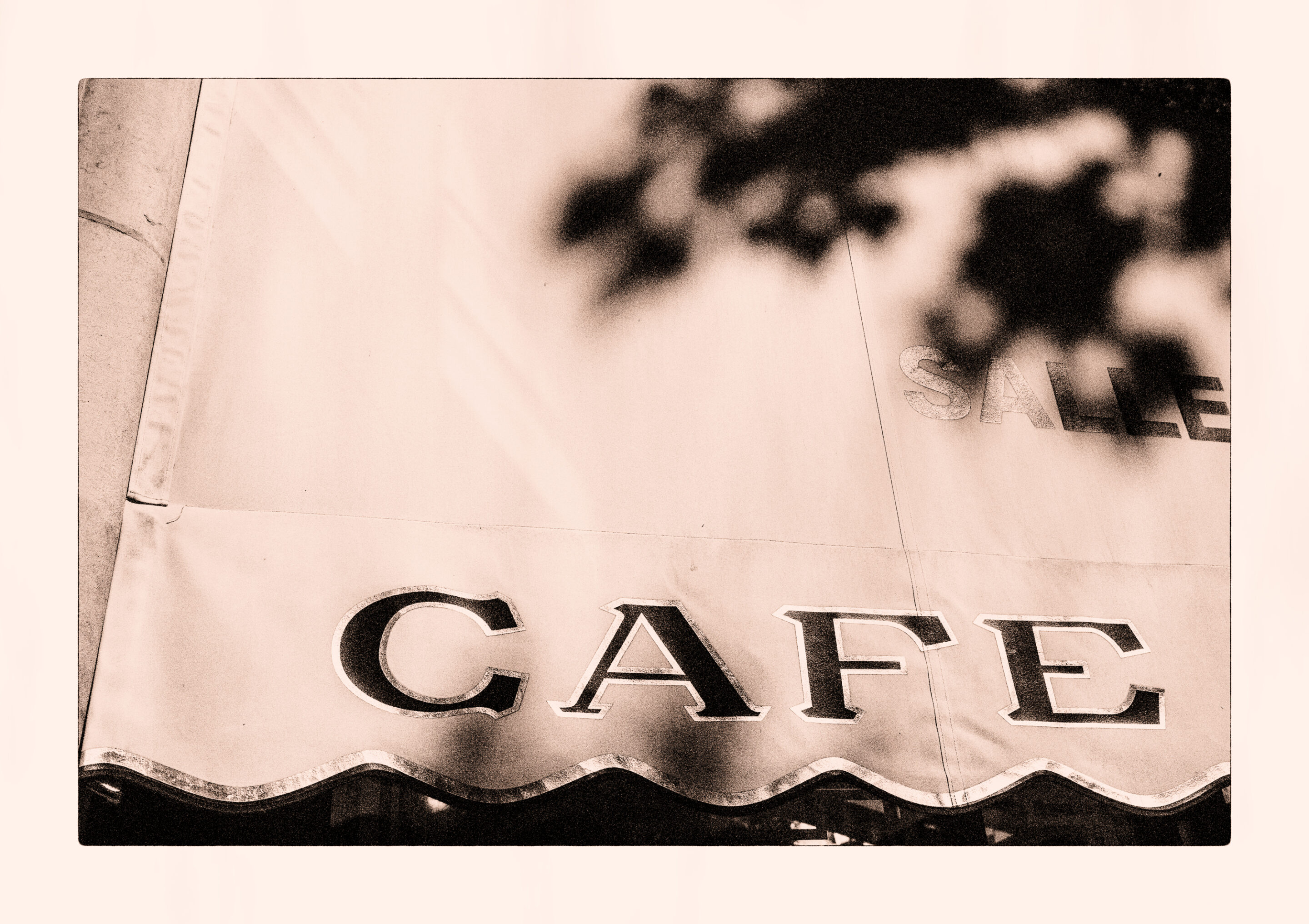 Weekly Lith 22 - Paris Cafe